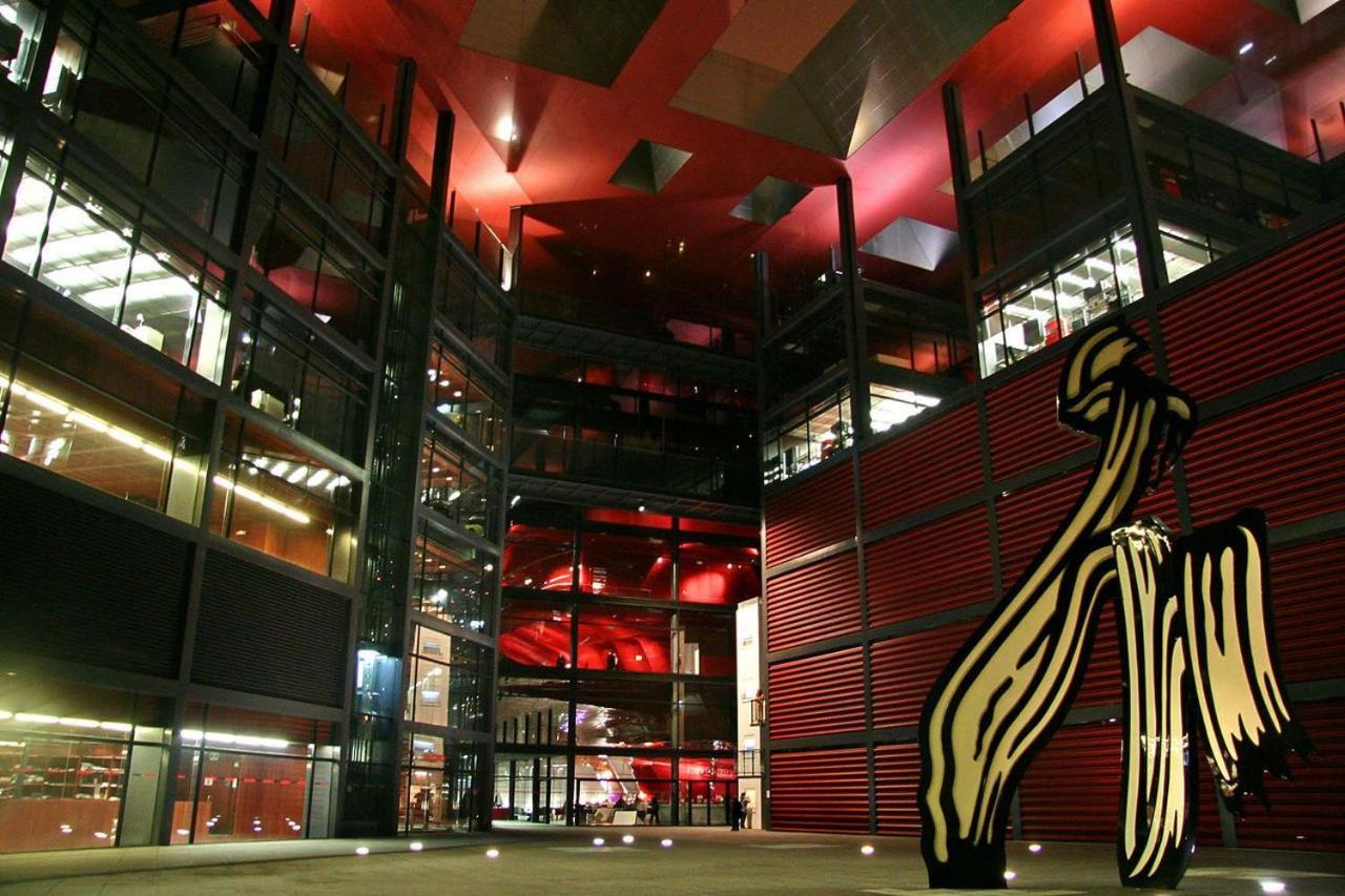 Reina Sofia Museum House Madri