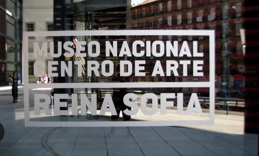 Reina Sofia Museum House Apartamento *